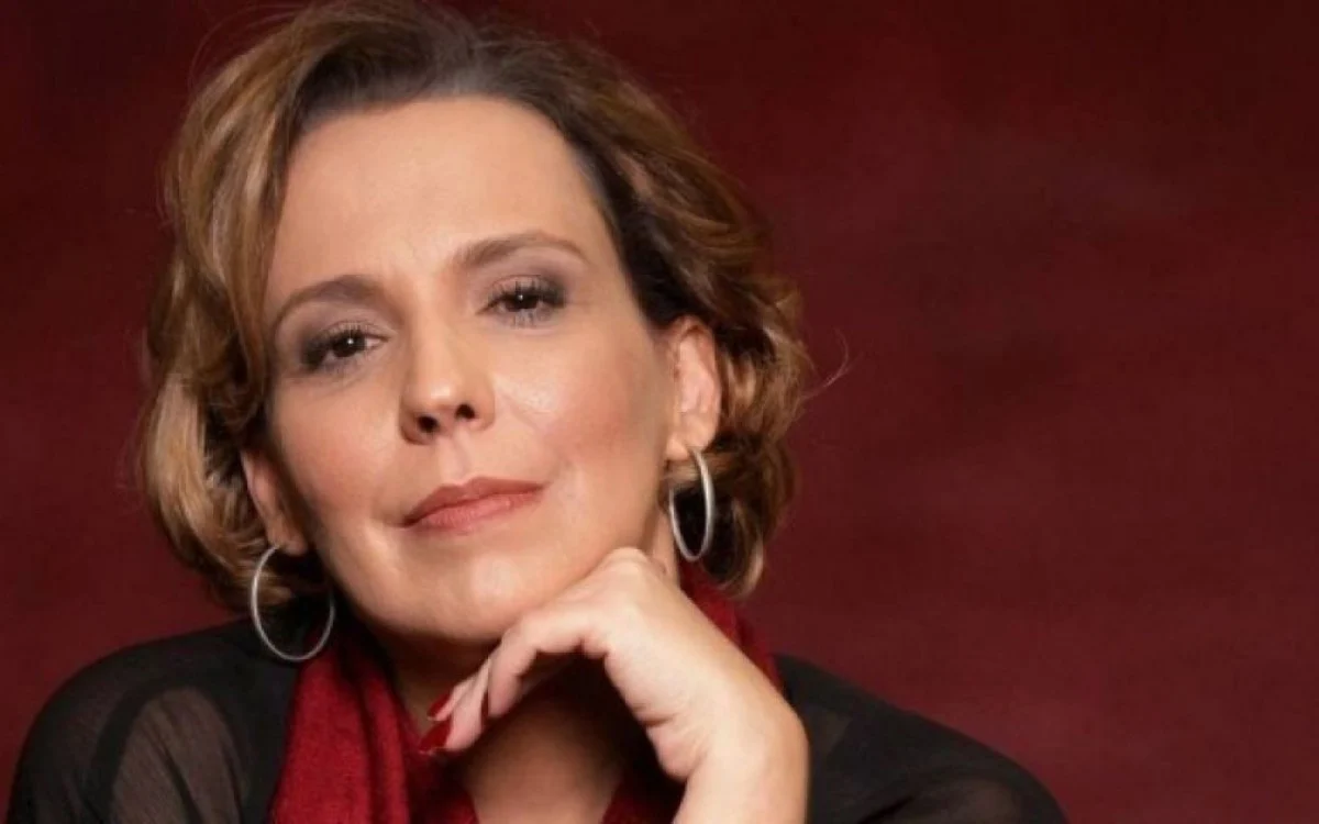 Atriz Ana Beatriz Nogueira descobre câncer no pulmão