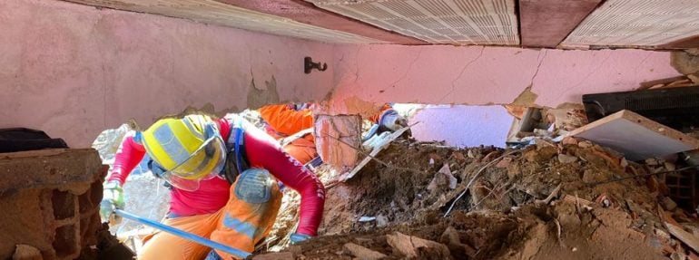 Bombeiros de Minas encerram operação de buscas por vítimas na tragédia de Petrópolis