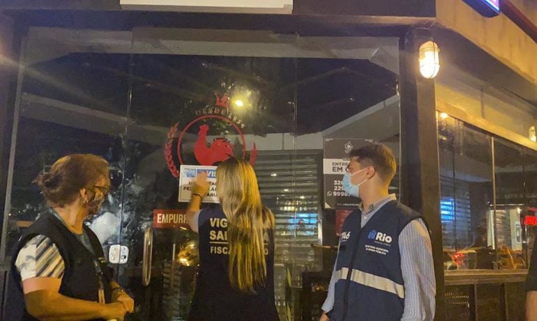 Fiscalização desmobiliza blocos clandestinos e coíbe aglomerações no Carnaval
