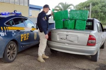 PRF prende dois homens com quase 44 quilos de maconha