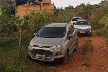 Polícia encontra EcoSport furtado no Jardim dos Ipês