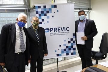 Presidente do Metabase Itabira e representantes da Comissão de Aposentados são recebidos pela Previc, em Brasília