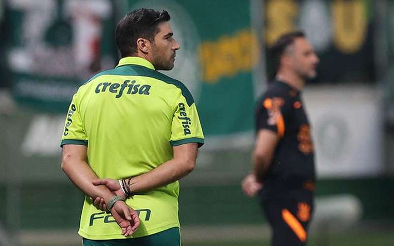 Abel Ferreira tem aproveitamento de 59% em clássicos pelo Palmeiras