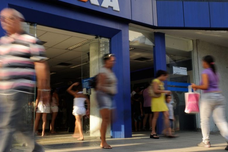 Caixa paga Bolsa Família a beneficiários com NIS de final 2