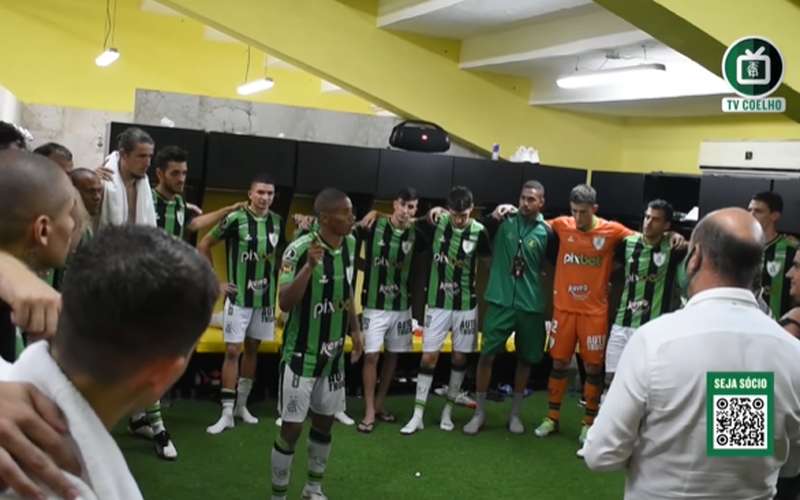 Bastidores: Juninho ‘incendeia’ vestiário na classificação do América