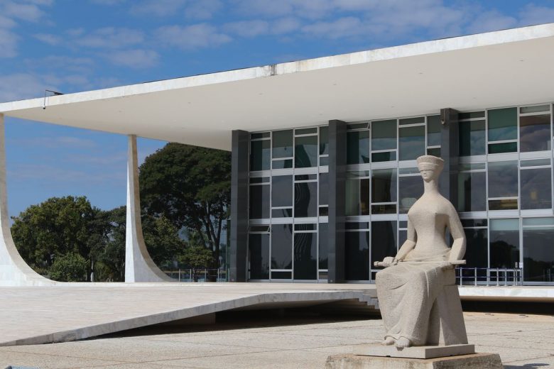 STF valida prorrogações de interceptações telefônicas