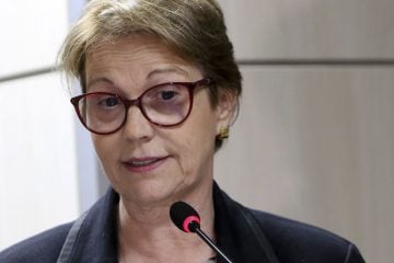 Brasil tem fertilizantes até outubro, garante ministra