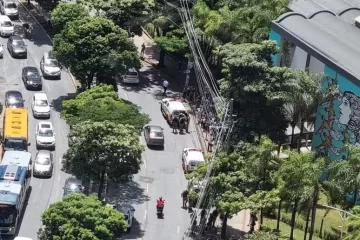 Durante perseguição policial, homem invade universidade em BH; veja os vídeos