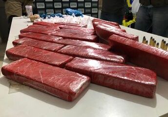 Menor é apreendido com 19 barras de maconha em Caratinga
