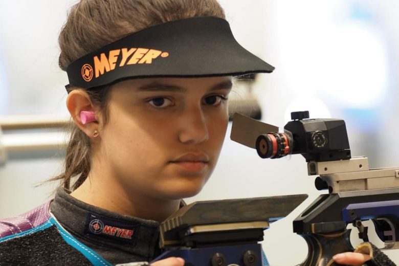 Jovem de Manhuaçu representará Brasil em competição mundial de tiro esportivo