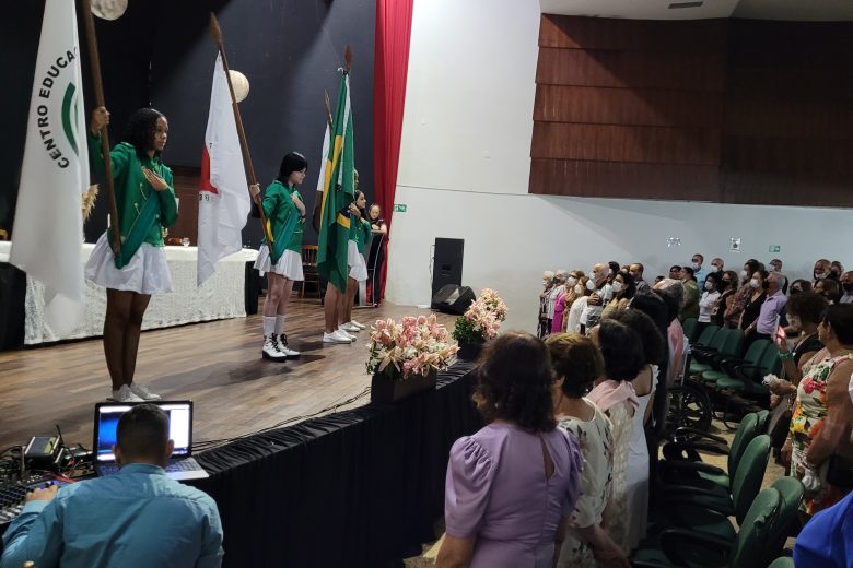 Homenagens e celebração marcam 50 anos do aniversário do Centro Educacional