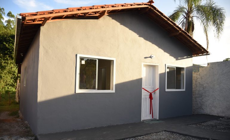 Programa Arrumando a Casa já entregou mais de 10 moradias em Mariana