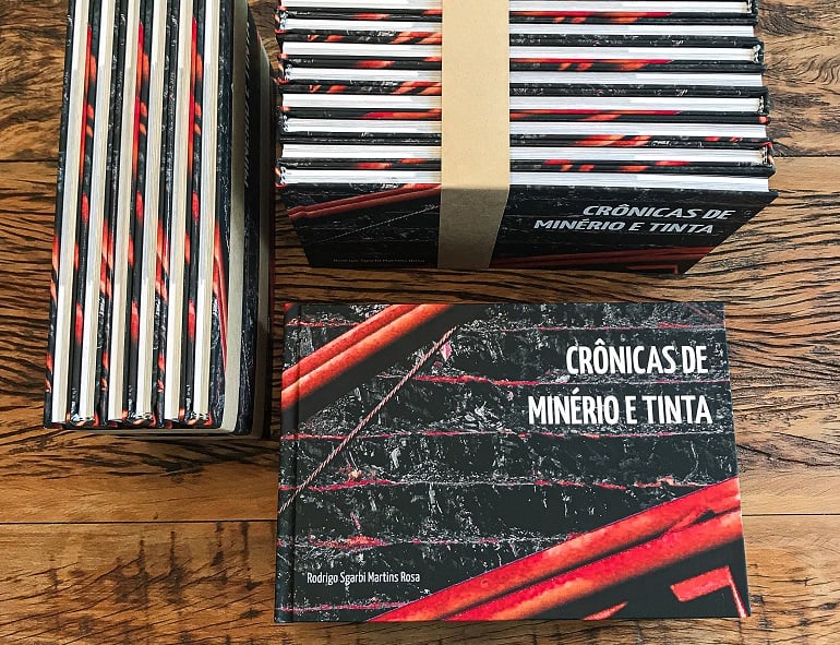 Livro “Crônicas De Minério E Tinta” será lançado em Itabira