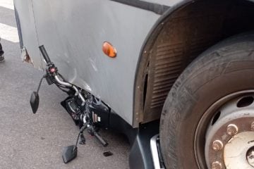 Motociclista fica ferido em acidente com ônibus no bairro Hamilton