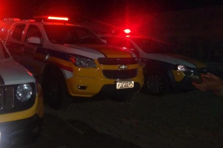 Inabilitado embriagado é preso dirigindo em rodovia