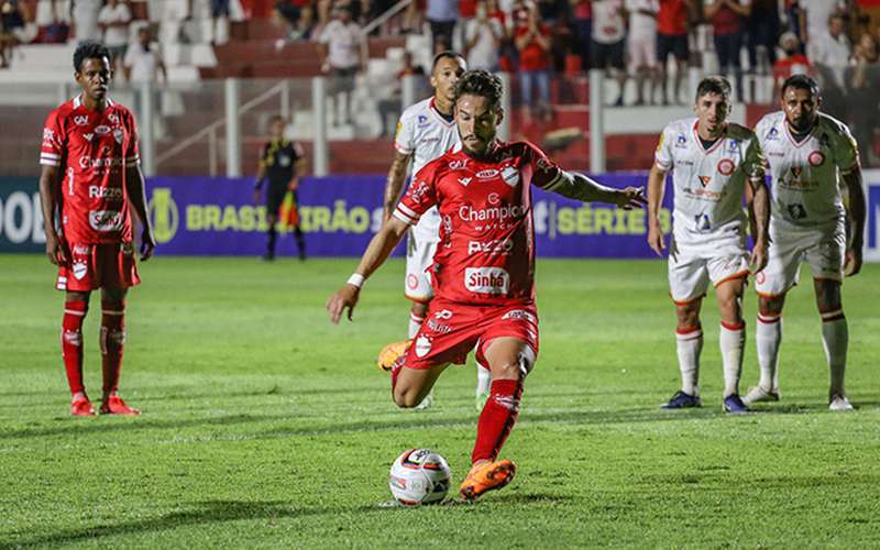 Tombense empata com Vila Nova e segue sem vencer na Série B