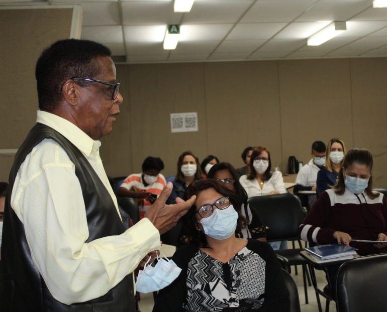 Educadores monlevadenses recebem capacitação sobre crianças e adolescentes vítimas de violência