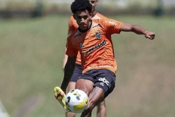 Atlético recebe proposta de R$ 18,8 milhões do Revolution por Dylan Borrero