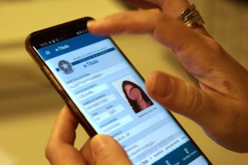 Está na hora de encarar a temida foto 3×4! Baixe o e-Título e confirme seu local de votação