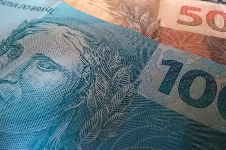 Segurados do INSS já podem consultar o 13º