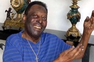 Pelé é internado em São Paulo para dar sequência a tratamento de tumor