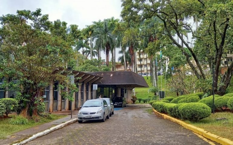 Prefeitura de Monlevade decreta pontos facultativos e feriados em abril