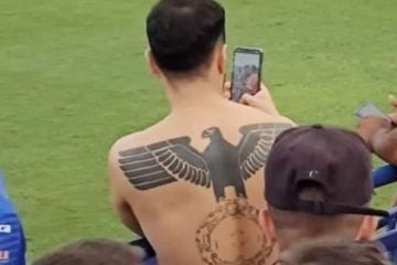 São Raimundo-AM vai banir torcedor que exibiu tatuagem nazista durante jogo