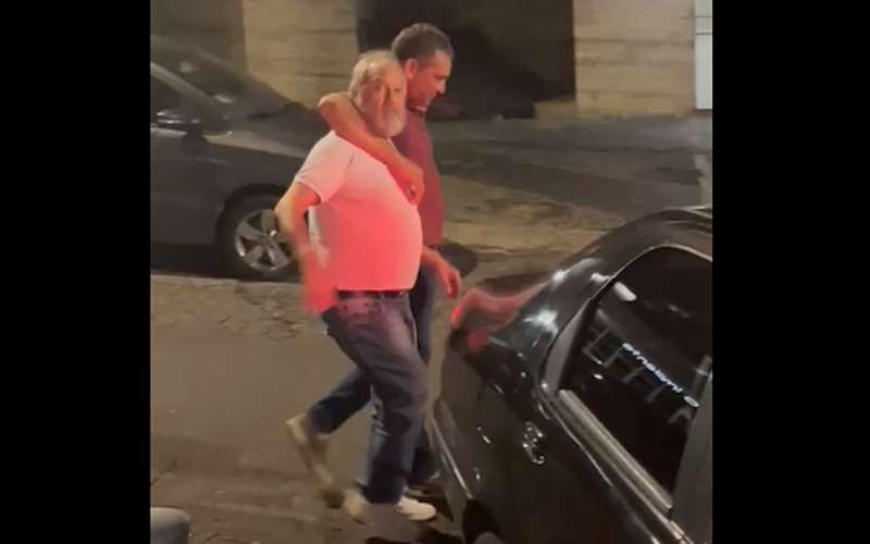 Torcedores do Cruzeiro expulsam Wagner Pires de bar e intimidam conselheiro