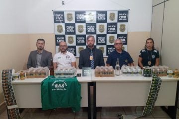 Operação Cachaça Batizada fecha distribuidora de bebida em Contagem