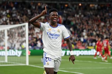 Chelsea prepara oferta de quase R$ 1 bilhão por Vinicius Júnior, diz jornal inglês