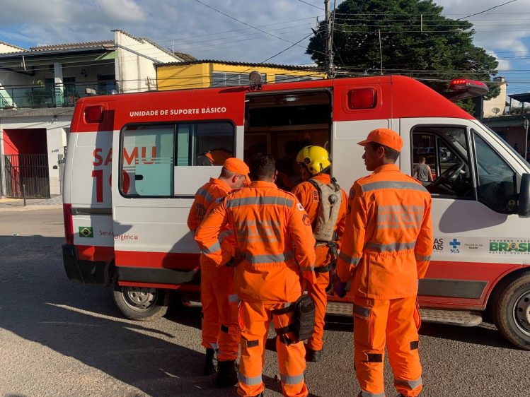 Criança morre ao ser atropelada por caminhão em Santa Luzia