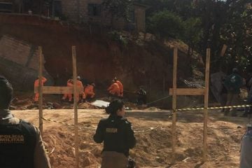 Desabamento de barranco mata trabalhador em Betim