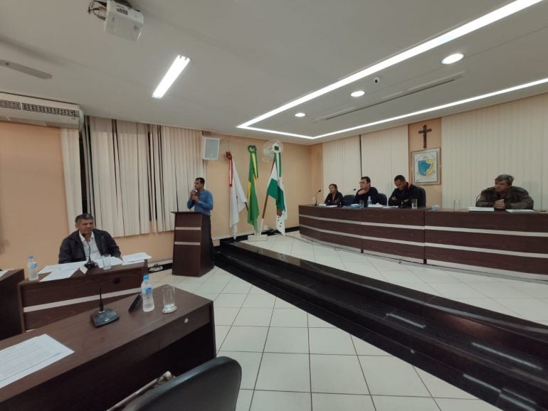 Câmara de Rio Piracicaba concede diplomas Operário Padrão a 16 trabalhadores