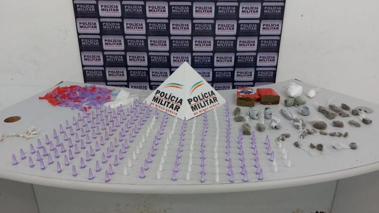 Denúncia resulta em apreensão de drogas no Jardim das Oliveiras