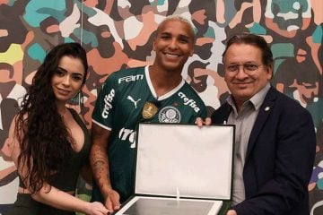 Liberado pelo Palmeiras, Deyverson é homenageado e afirma: ‘É um até logo’