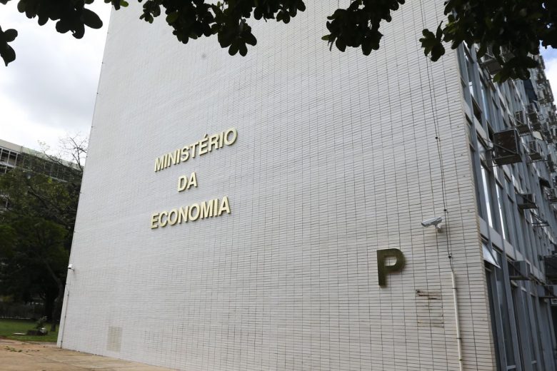Ministério da Economia avalia desbloquear R$ 547,3 mi até o fim do ano