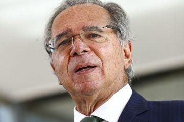Ministro diz que governo não conseguirá dar reajuste a servidores