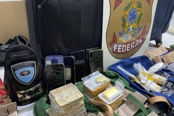 Polícia Federal apreende 77 kg de ouro em avião particular