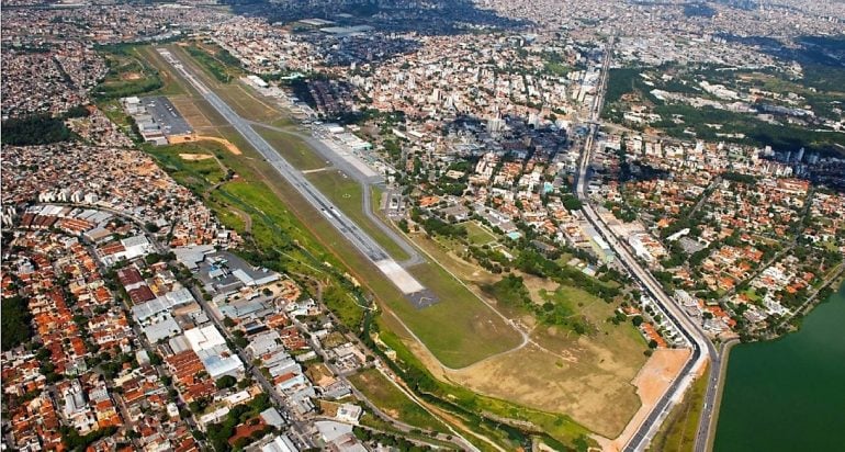 Concessionária vencedora de licitação assume operação do Aeroporto da Pampulha