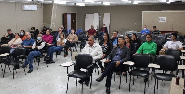 Conselho Municipal de Proteção e Bem-Estar Animal é empossado em Monlevade