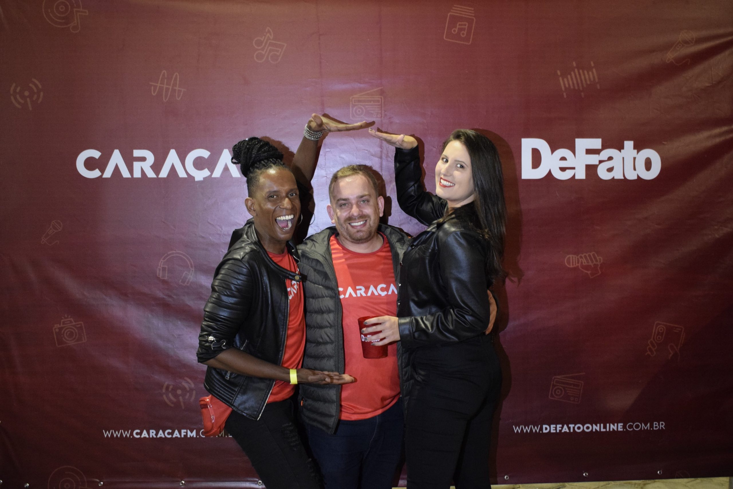 GALERIA DE FOTOS: DeFato e Caraça FM na cobertura de 34ª Cavalgada de Santa Maria de Itabira