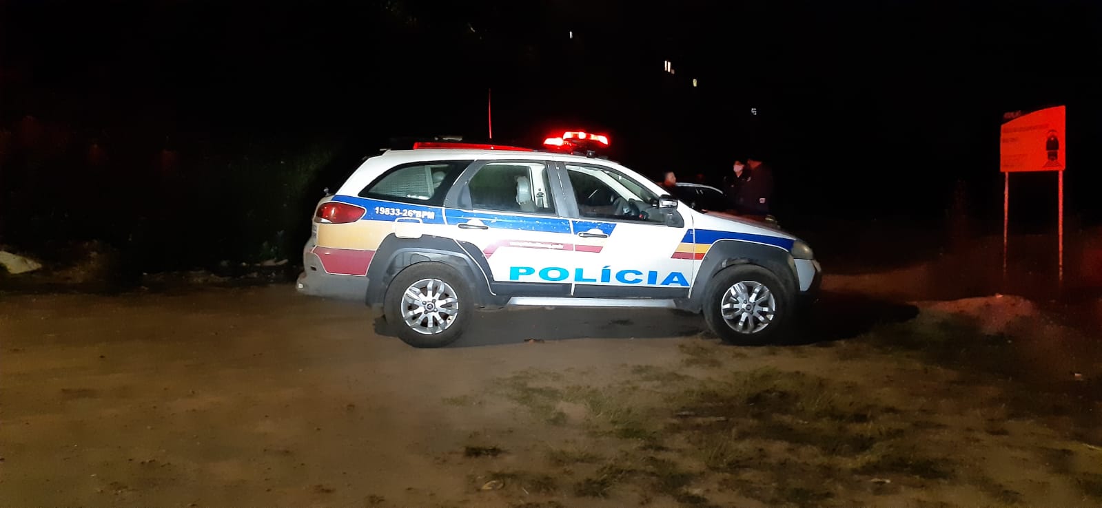 Tático Móvel e Rocca apreende drogas no São Bento