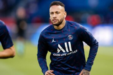 Neymar próximo de se tornar o maior artilheiro da Seleção