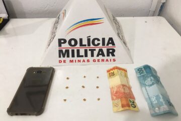 Dupla é presa com pedras de crack em Catas Altas