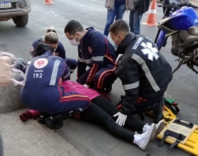 Mulher fica ferida em acidente na Vila Piedade