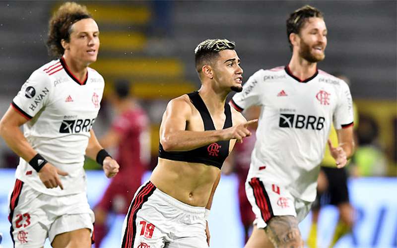 Com gol de despedida, Flamengo bate Tolima fora de casa na Libertadores