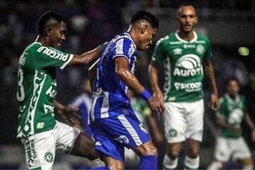 Chapecoense empata no fim contra o CSA, mas mantém jejum na Série B