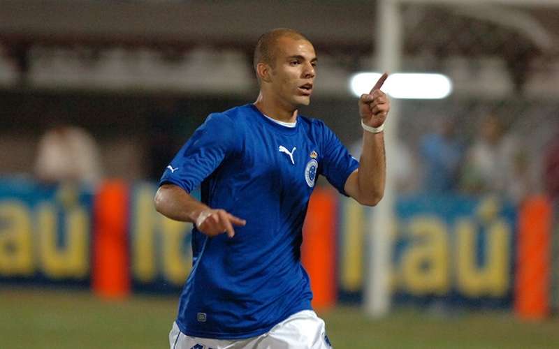 Ex-Cruzeiro, Gladstone é anunciado como quarto técnico da Caldense em 2022