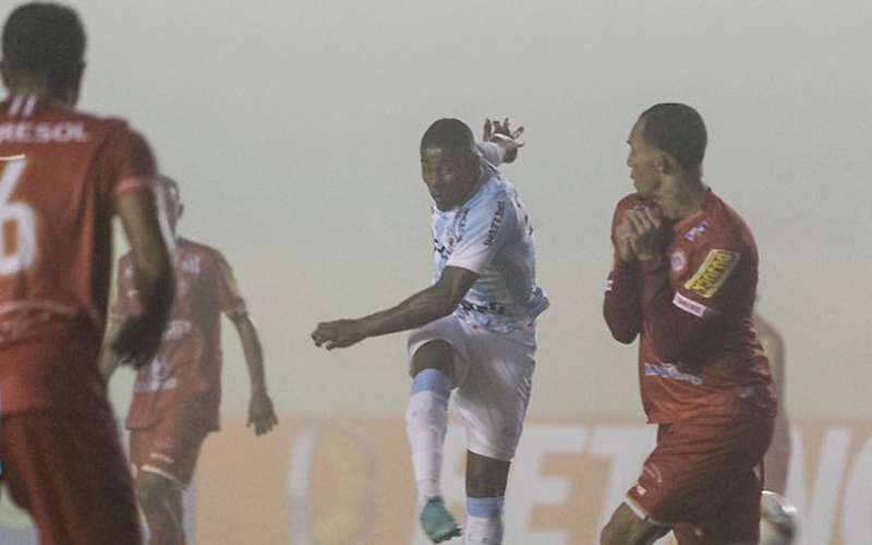 Sob neblina, Tombense leva empate do Londrina nos acréscimos pela Série B
