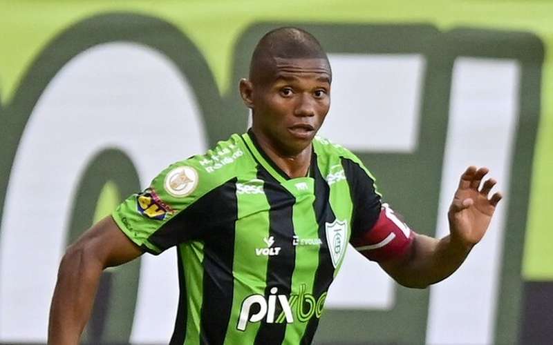 Histórico: Juninho chegará a 300 partidas pelo América contra o Flamengo